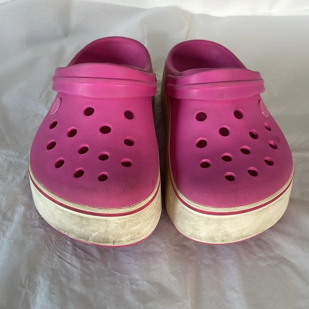 Crocs platform iconic comfort pink and white size 2‎ women’s 4